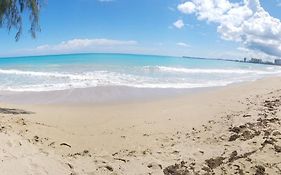 Beach Apt At Ivt 3