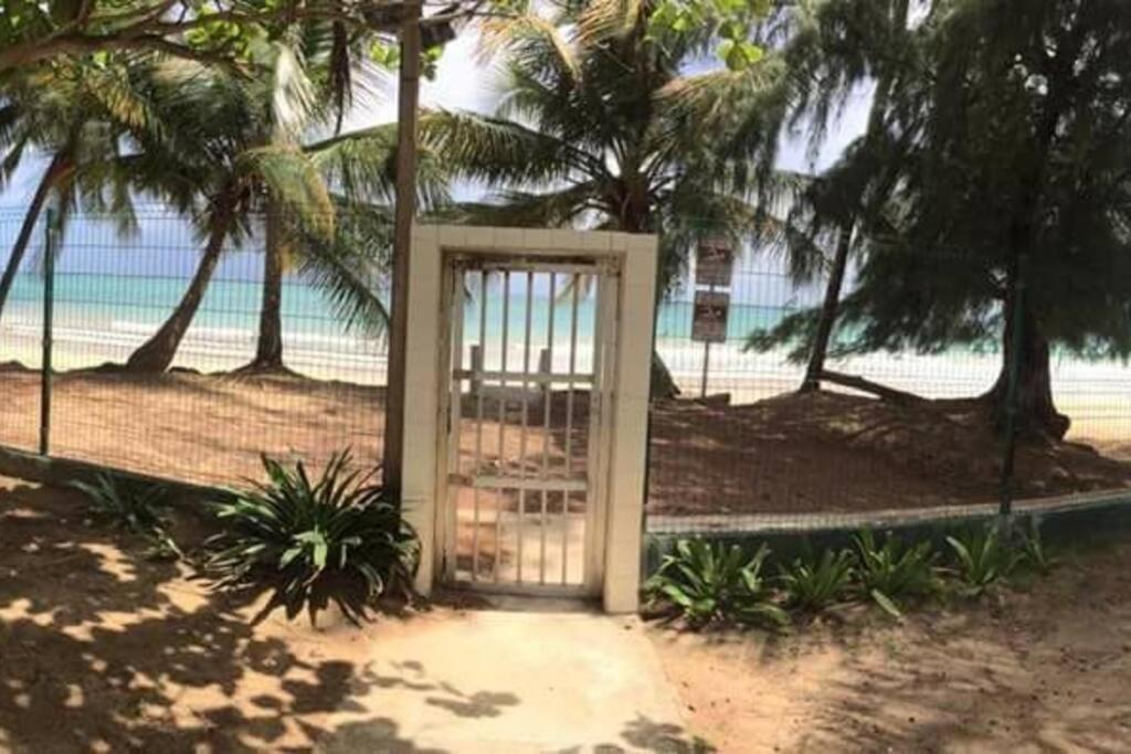 Beach Apt At Ivt 3 San Juan Exterior photo